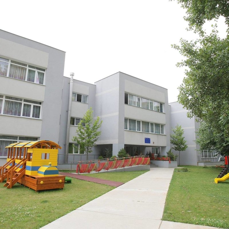 Albinutele - Gradinita cu program prelungit